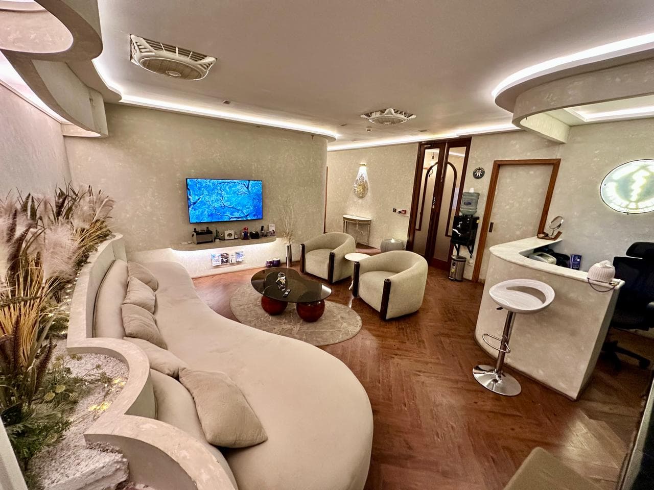 DHA Phase 6 clinic interior
